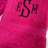 Monogrammed 8 Piece Deluxe Bath Towel Set