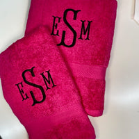 Monogrammed 8 Piece Deluxe Bath Towel Set