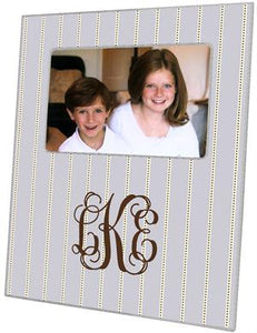 Avery Picture Frame