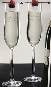 Monogrammed Bella Wine Glasses